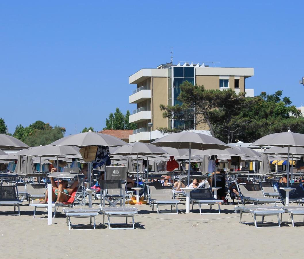 Hotel Astor B&B Lido di Classe Exterior photo