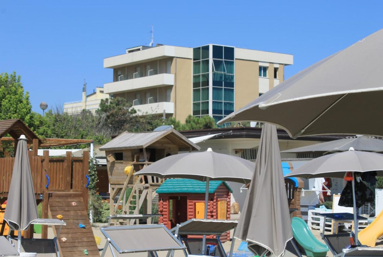 Hotel Astor B&B Lido di Classe Exterior photo